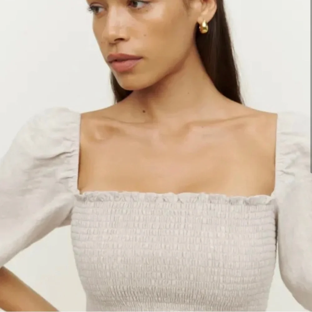 Reformation Scarlett Linen Two Piece Set in Oatmeal
